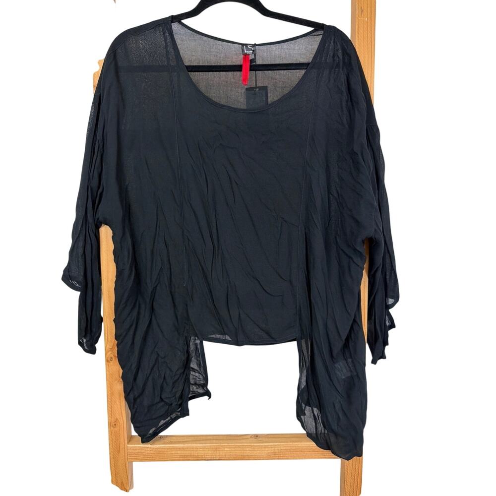NWT LS Star Viscose Scoop Neck Top with Geometric Detailing Size S